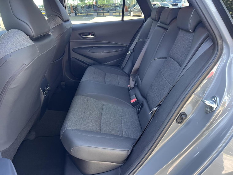 Vehicle Image 18