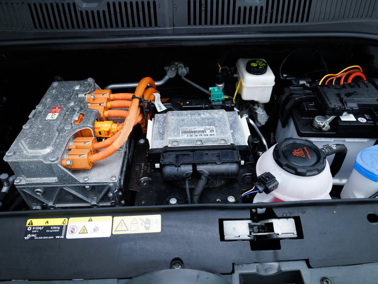 Vehicle Image 12