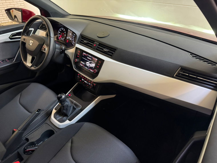 Vehicle Image 12