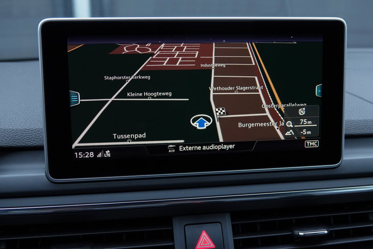Vehicle Image 11