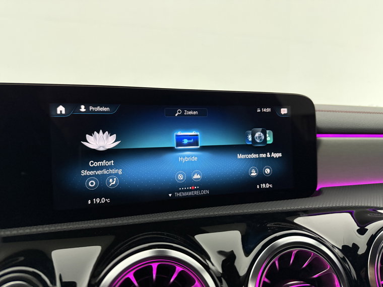 Vehicle Image 26