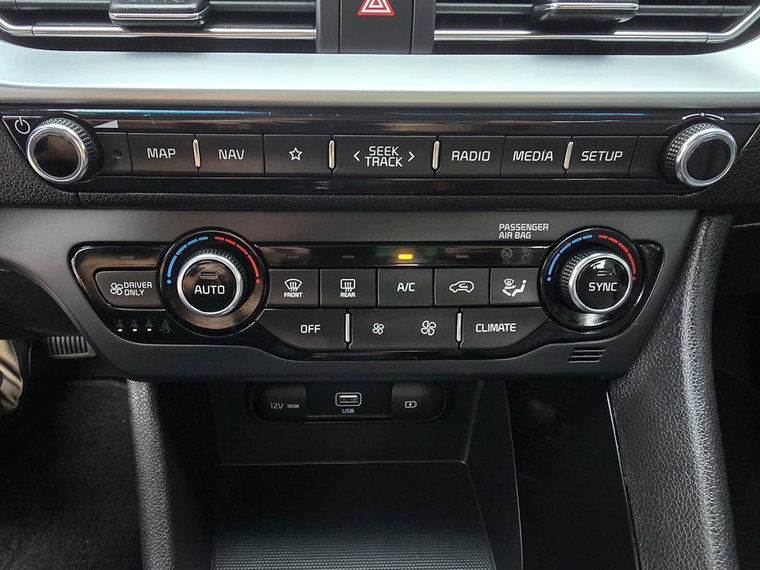 Vehicle Image 24