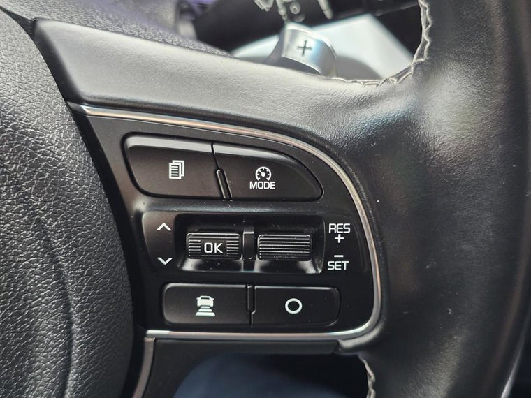 Vehicle Image 26