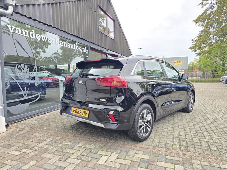 Vehicle Image 38