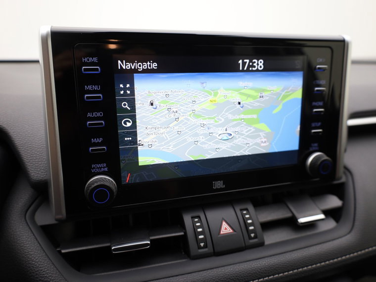 Vehicle Image 13