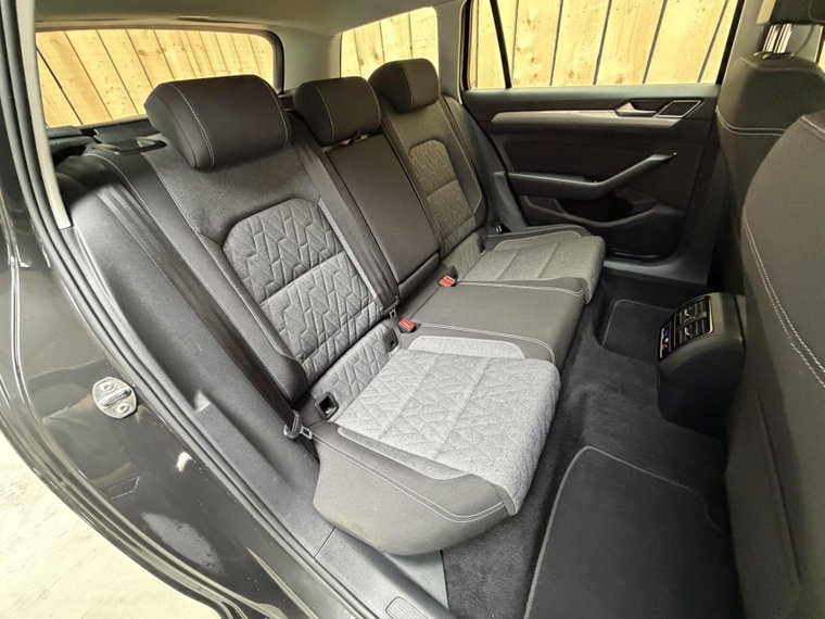 Vehicle Image 47