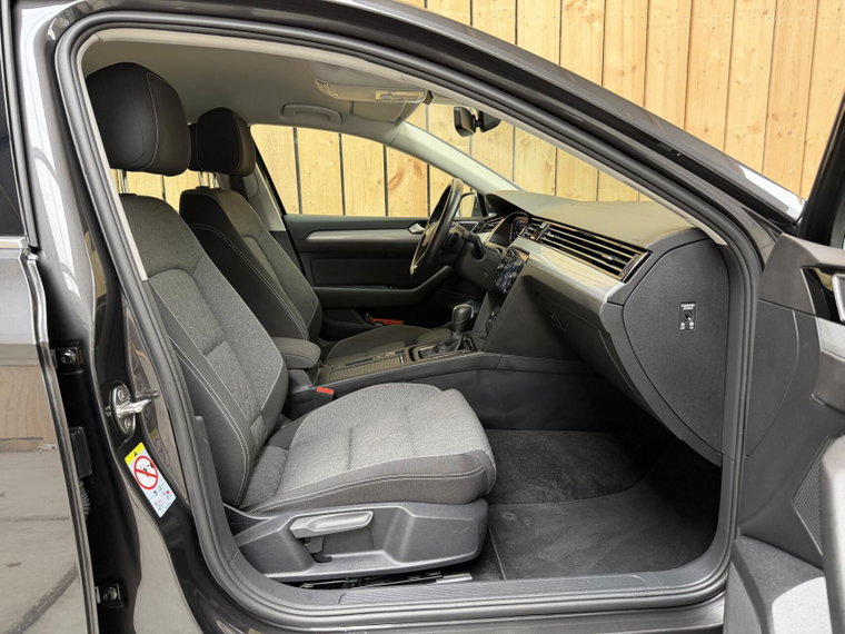 Vehicle Image 51