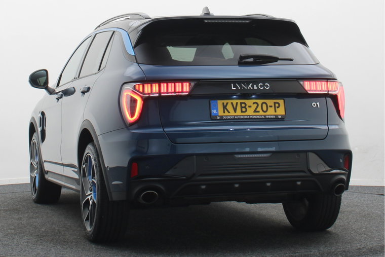 Vehicle Image 19