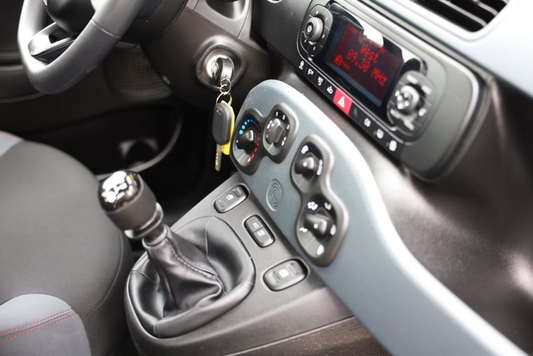 Vehicle Image 14