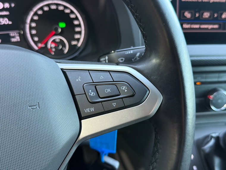 Vehicle Image 52