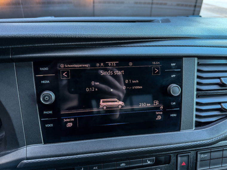 Vehicle Image 60