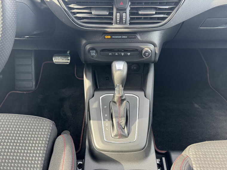 Vehicle Image 21