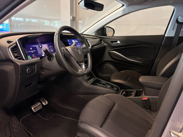 Vehicle Image 34