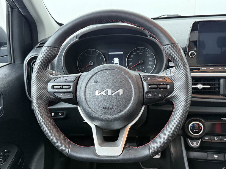 Vehicle Image 36