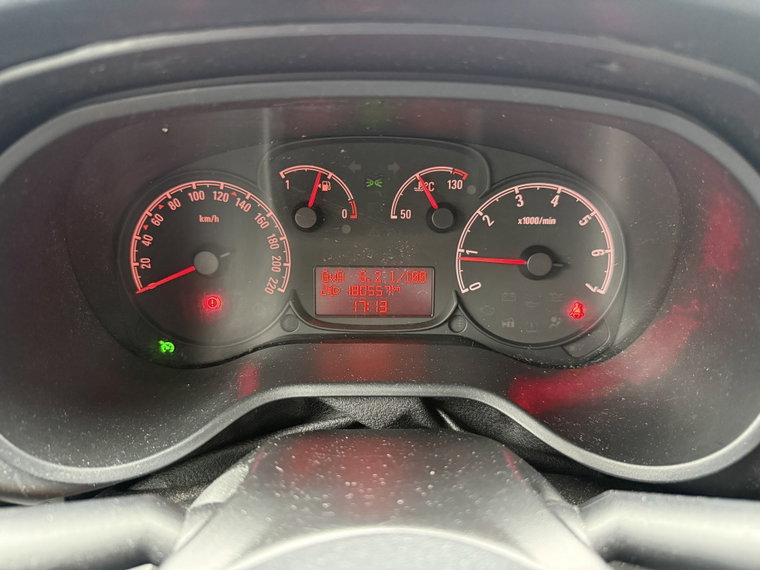 Vehicle Image 14