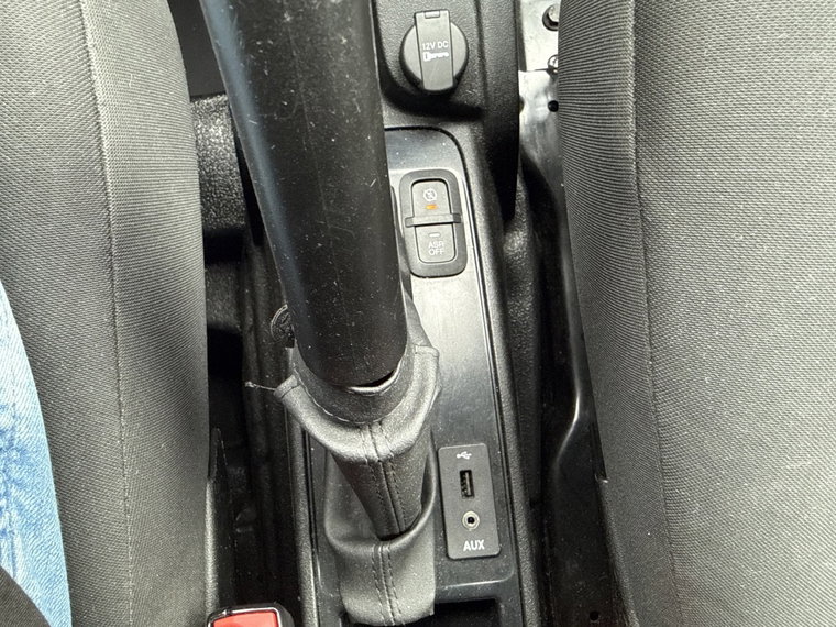 Vehicle Image 17