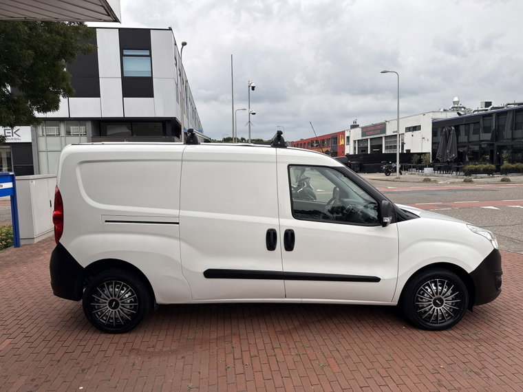 Vehicle Image 47