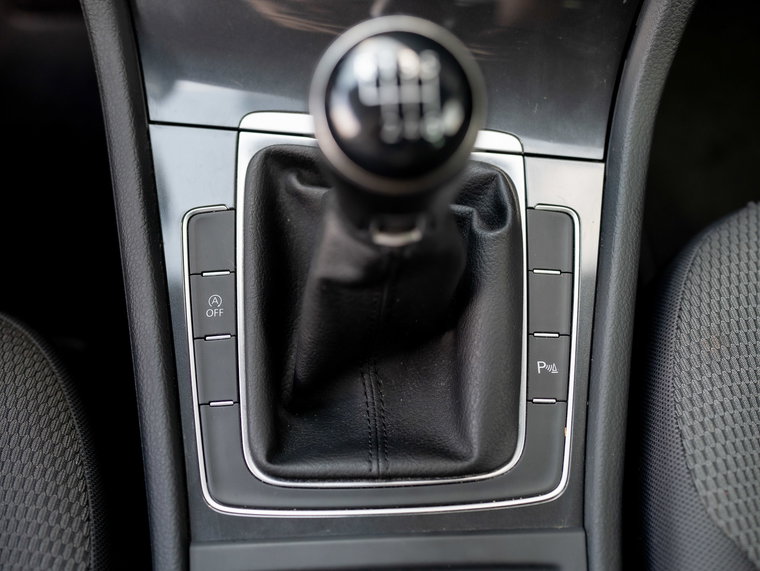 Vehicle Image 32