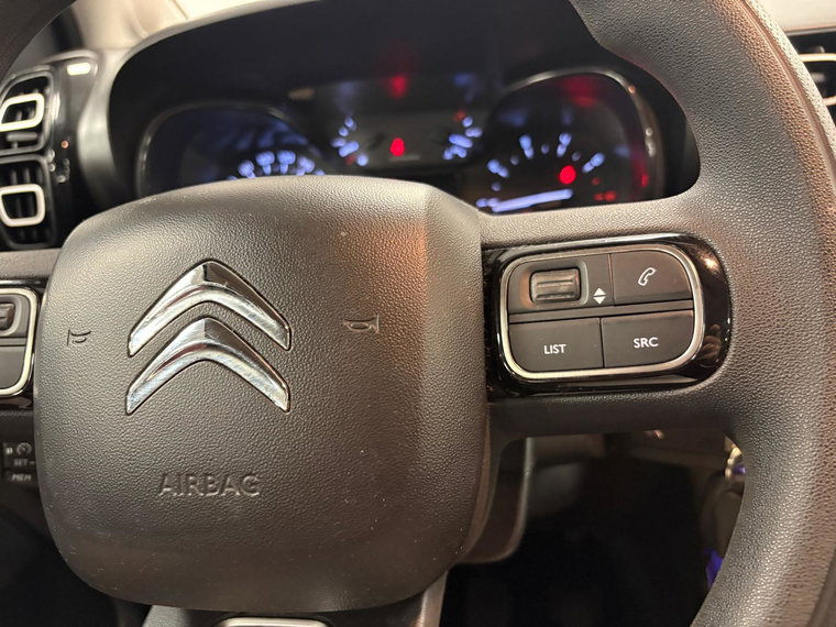 Vehicle Image 18