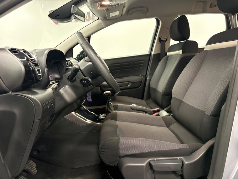 Vehicle Image 31