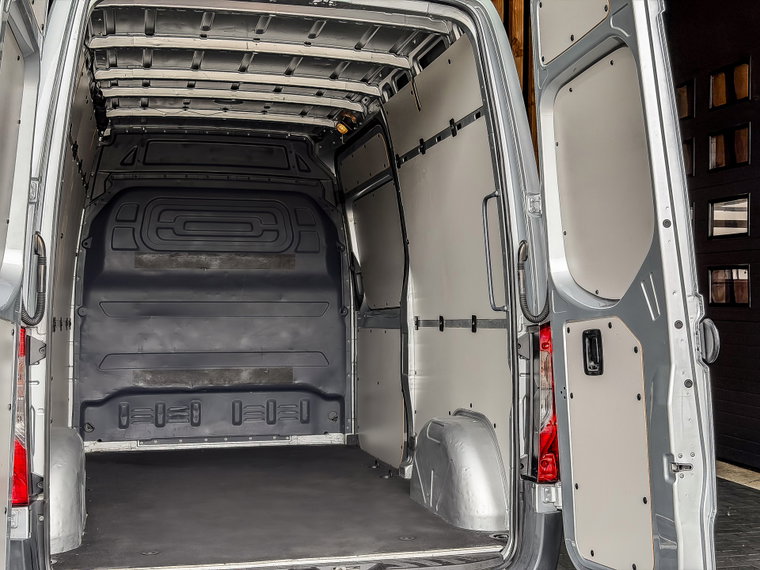 Vehicle Image 31