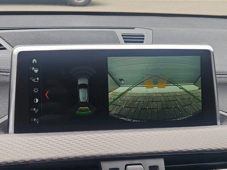 Vehicle Image 26