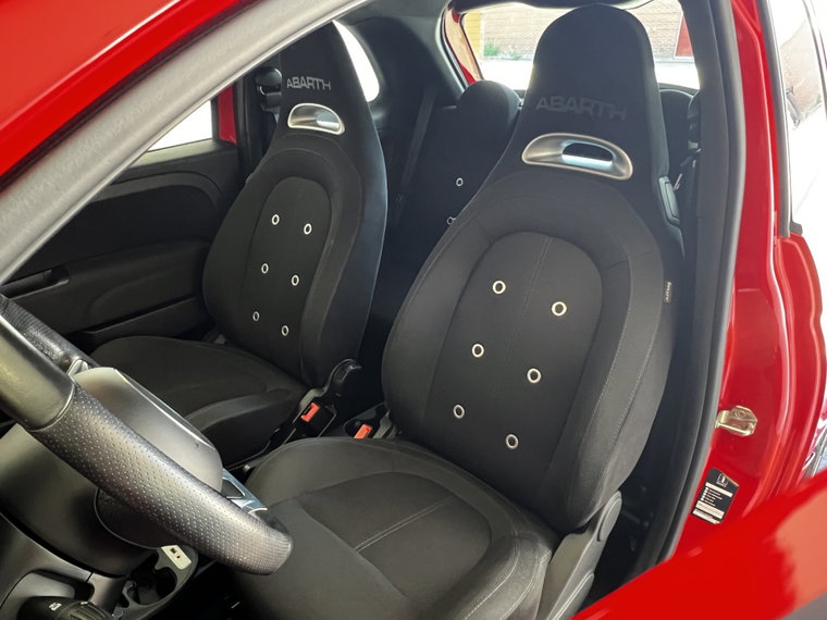 Vehicle Image 18
