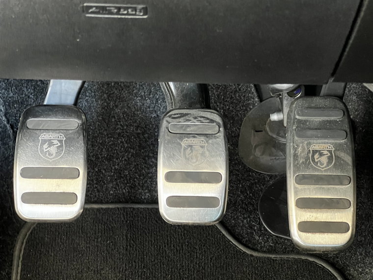 Vehicle Image 35