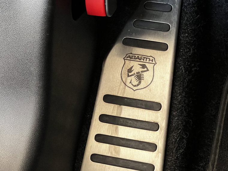 Vehicle Image 36