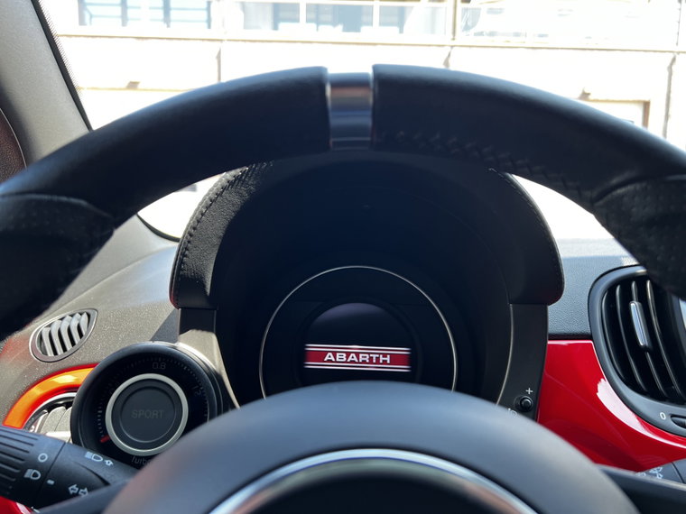 Vehicle Image 38