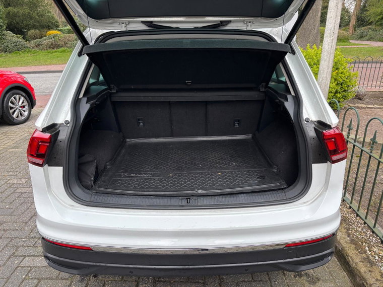 Vehicle Image 39