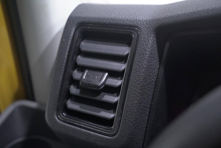 Vehicle Image 40