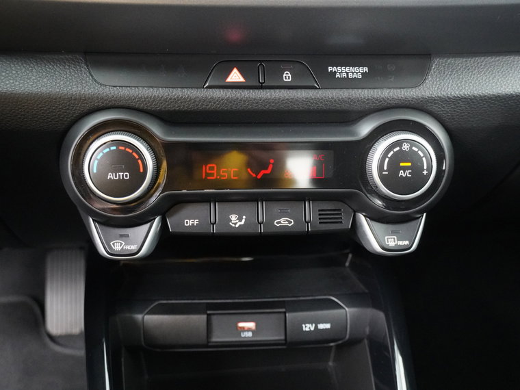 Vehicle Image 33