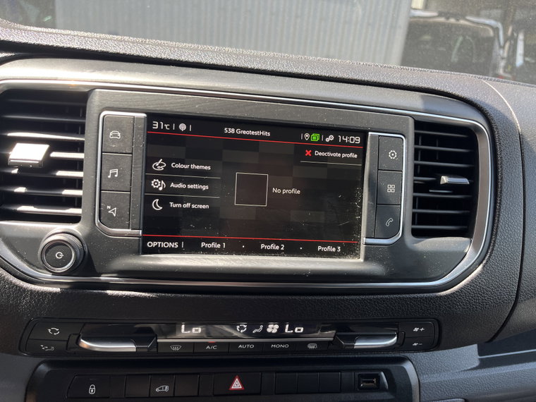 Vehicle Image 16