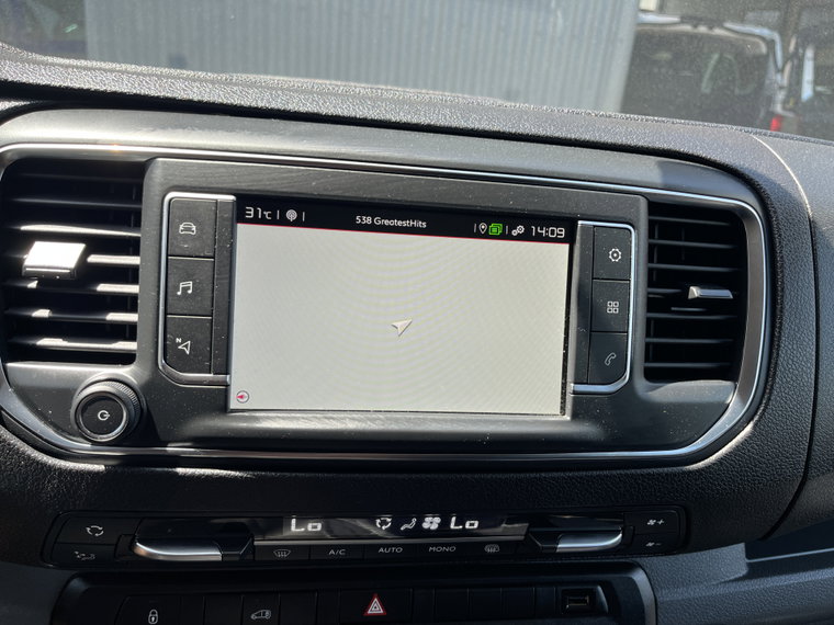 Vehicle Image 38
