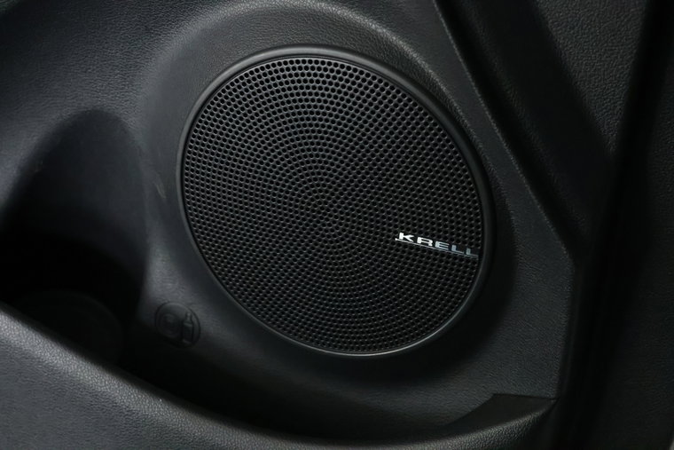 Vehicle Image 28