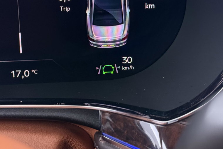 Vehicle Image 22