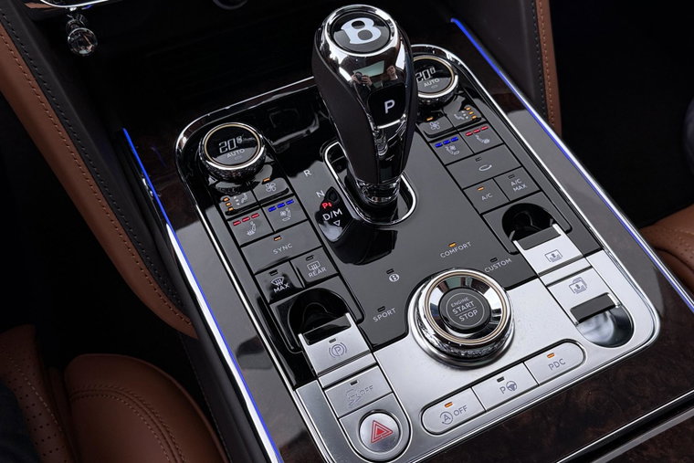 Vehicle Image 36