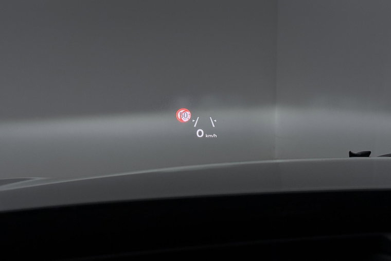 Vehicle Image 38