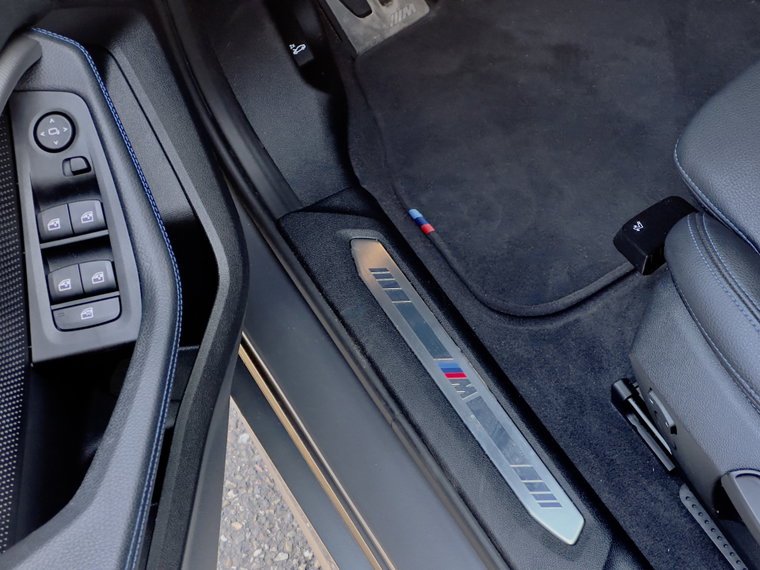 Vehicle Image 36