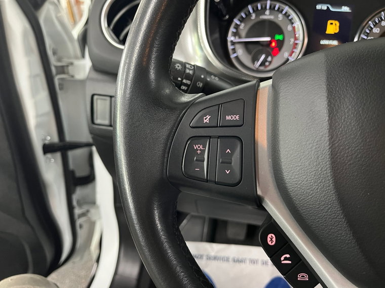 Vehicle Image 24