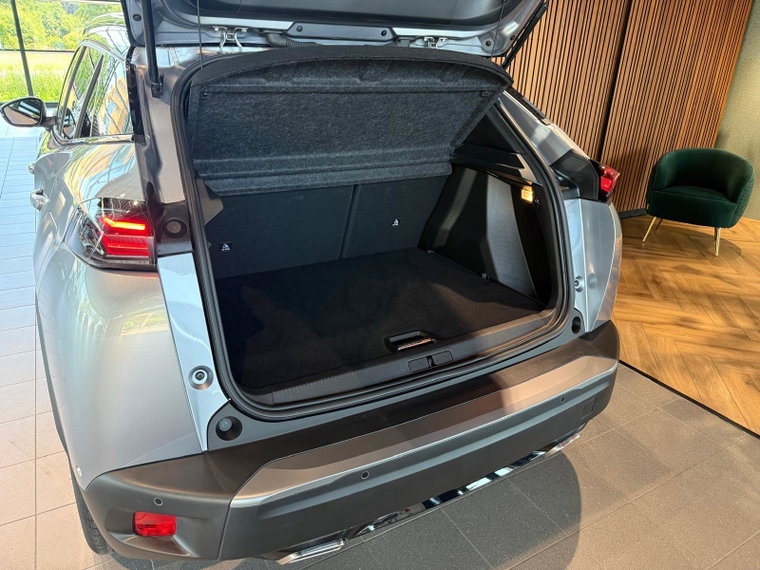 Vehicle Image 39
