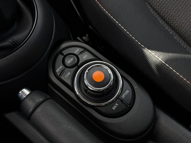 Vehicle Image 41