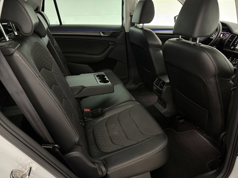 Vehicle Image 39