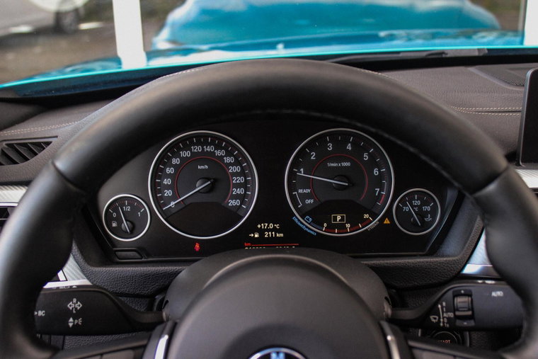 Vehicle Image 22