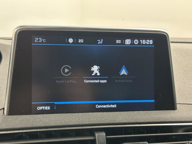 Vehicle Image 38