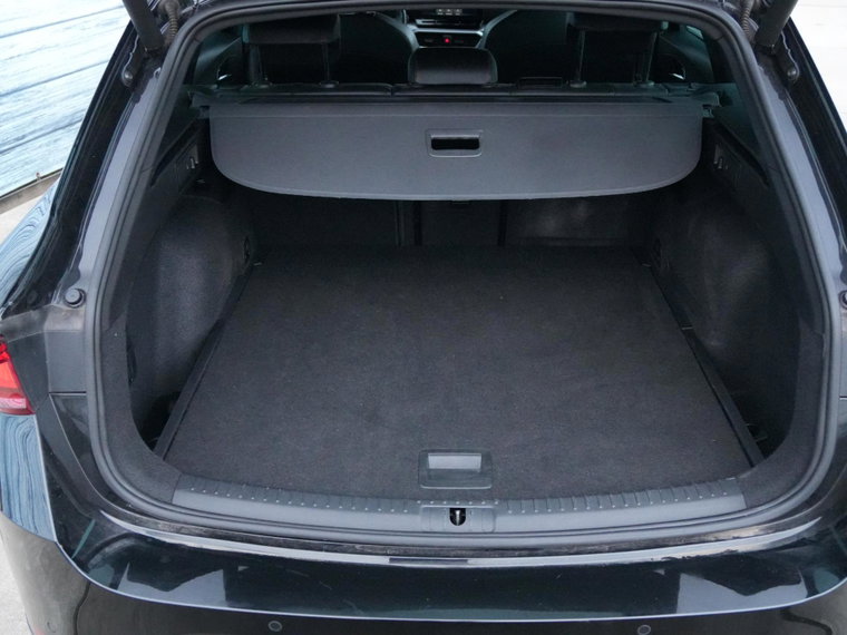 Vehicle Image 28