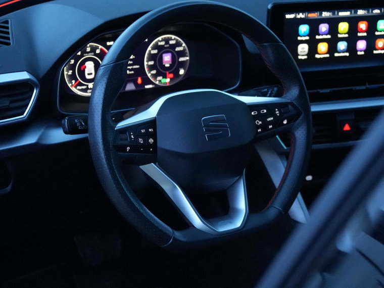 Vehicle Image 40