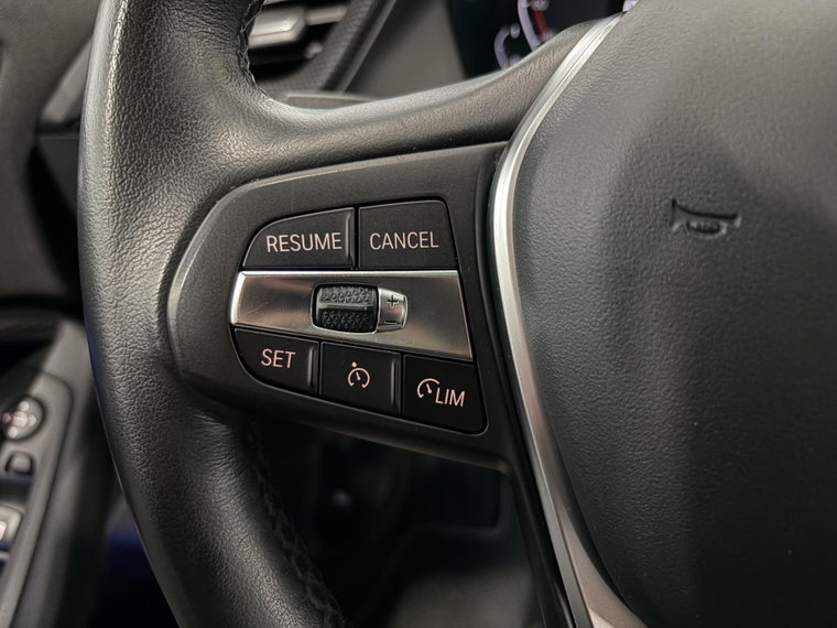 Vehicle Image 27