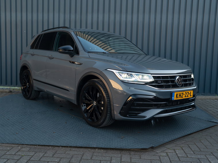 Vehicle Image 24